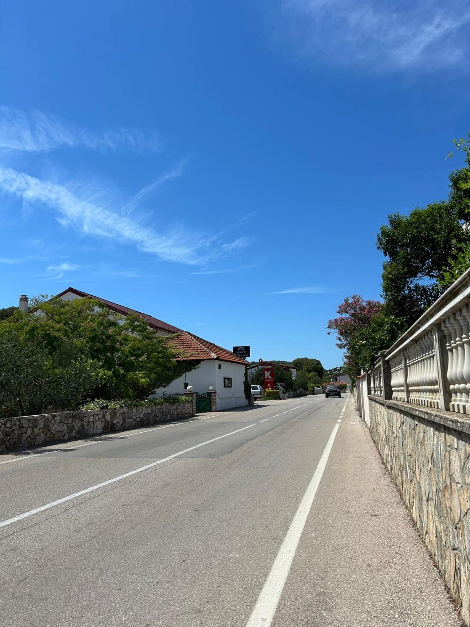 Apartman Marita Jezera Buitenkant foto
